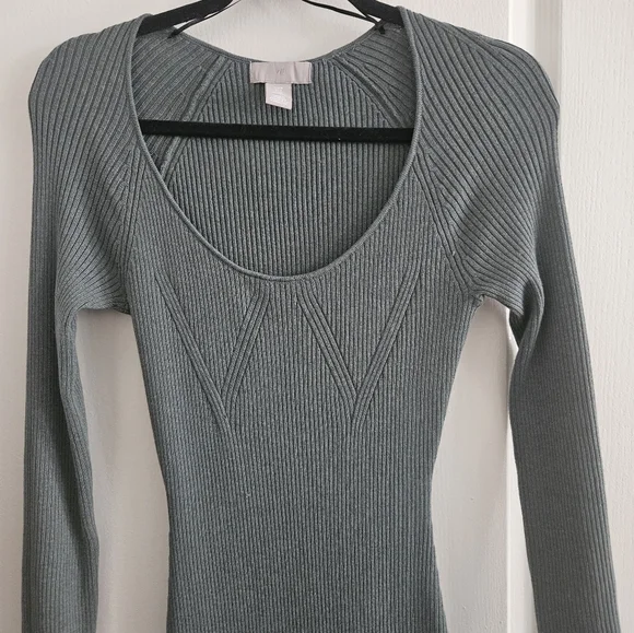 H&M Long Sleeve Sweater Dress Size M - Picture 3 of 6